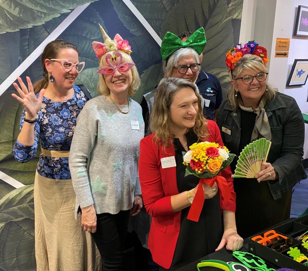 volunteer at Umbrella